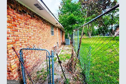 314 Durrence St, Glennville, GA 30427 - Photo 29