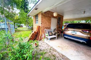 314 Durrence St, Glennville, GA 30427 - Photo 31