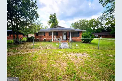 314 Durrence St, Glennville, GA 30427 - Photo 1