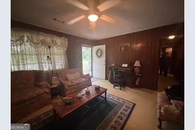 314 Durrence St, Glennville, GA 30427 - Photo 25