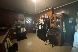 314 Durrence St, Glennville, GA 30427 - Photo 7