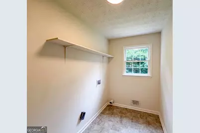6486 Lynndale Lane, Morrow, GA 30260 - Photo 21
