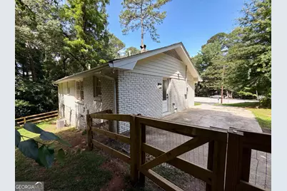 2320 Capehart Circle NE, Atlanta, GA 30345 - Photo 5