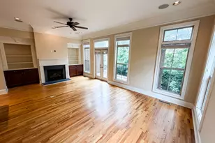 2370 Crescent Park Ct, Atlanta, GA 30339 - Photo 3