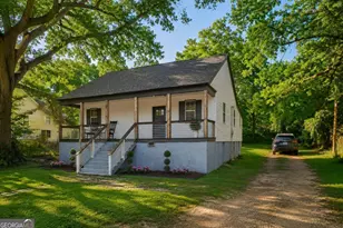 16 Berry Ave, Newnan, GA 30263 - Photo 3