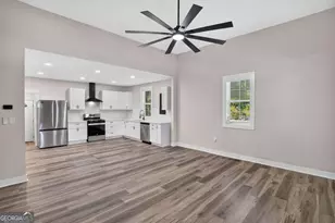 16 Berry Ave, Newnan, GA 30263 - Photo 21