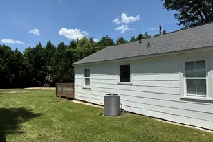 1511 W Poplar St, Griffin, GA 30224 - Photo 17