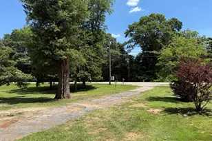 1511 W Poplar St, Griffin, GA 30224 - Photo 69