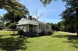 1511 W Poplar St, Griffin, GA 30224 - Photo 11