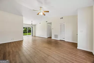 180 Dogwood Circle, Saint Marys, GA 31558 - Photo 11