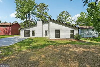 7300 Buck Creek Drive, Fairburn, GA 30213 - Photo 9