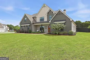 43 Sumner Wy, Senoia, GA 30276 - Photo 1