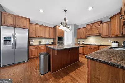 320 Yellowwood Drive, Sharpsburg, GA 30277 - Photo 5