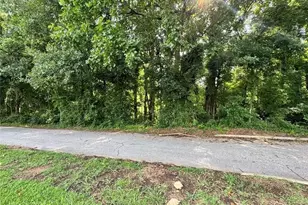 535 Camelot Pkwy, Jonesboro, GA 30236 - Photo 1