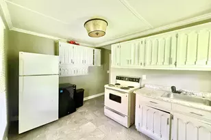 3095 Washington Rd, East Point, GA 30344 - Photo 17