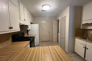 1047 Chestnut Oak Ct NE, Conyers, GA 30012 - Photo 11