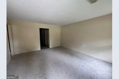 1047 Chestnut Oak Court NE, Conyers, GA 30012 - Photo 11