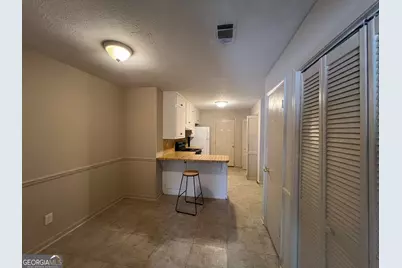 1047 Chestnut Oak Court NE, Conyers, GA 30012 - Photo 9