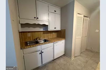1047 Chestnut Oak Court NE, Conyers, GA 30012 - Photo 21
