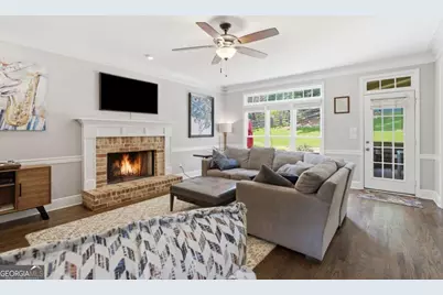 112 Grandcrest Drive, Suwanee, GA 30024 - Photo 7