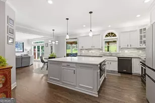 112 Grandcrest Dr, Suwanee, GA 30024 - Photo 13
