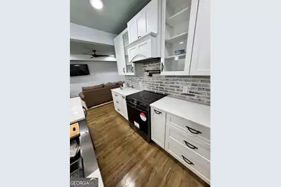 2618 Meadow Lark Drive, East Point, GA 30344 - Photo 7