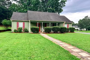 12 Oak St, Newnan, GA 30263 - Photo 1