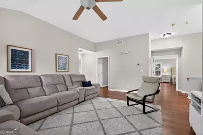 323 Revolution Dr, Peachtree City, GA 30269 - Photo 23