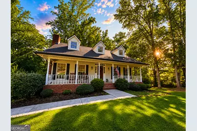 579 Wesley Circle, Toccoa, GA 30577 - Photo 1
