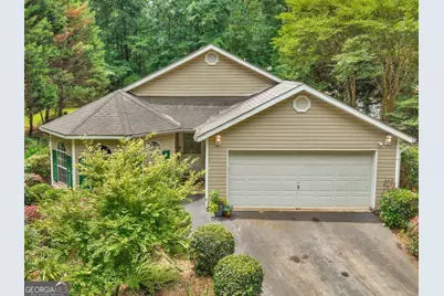 1331 Christian Circle SE, Conyers, GA 30013 - Photo 3