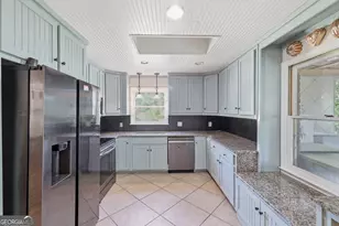 1042 Lakeland Dr, Toccoa, GA 30577 - Photo 7