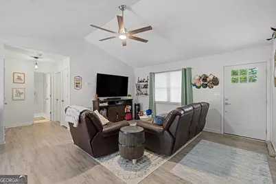 140 Pinnacle Way, Carrollton, GA 30117 - Photo 3