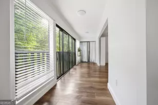 23117 Plantation Dr NE, Atlanta, GA 30324 - Photo 15