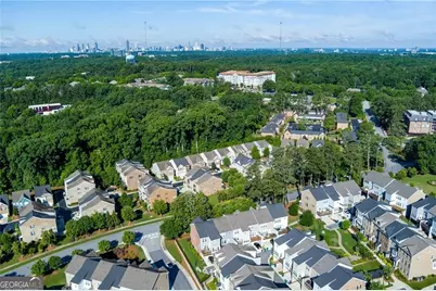 2051 Falls Park Way, Decatur, GA 30033 - Photo 5