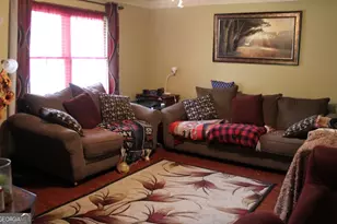 157 McDonough St, Rutledge, GA 30663 - Photo 7