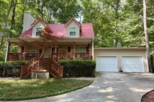 70 Park St, Lavonia, GA 30553 - Photo 1