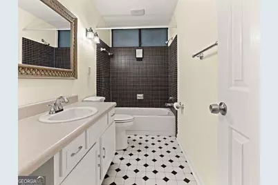 206 NE 6th Street NE #206, Atlanta, GA 30308 - Photo 9
