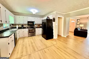 758 S Cherokee Rd, Social Circle, GA 30025 - Photo 11