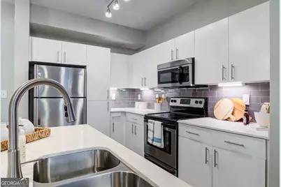 2591 Piedmont Road NE #2411, Atlanta, GA 30324 - Photo 1