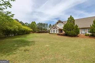 31 Thomaston St, Newnan, GA 30263 - Photo 9