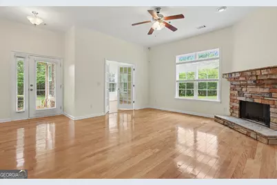31 Thomaston Street, Newnan, GA 30263 - Photo 23