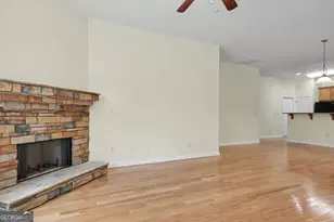 31 Thomaston St, Newnan, GA 30263 - Photo 21