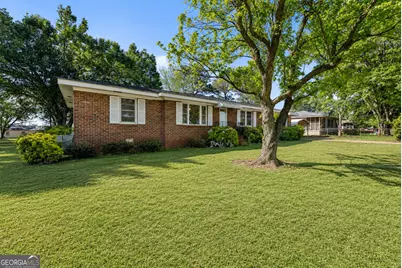 55 Maurice Way, Lavonia, GA 30553 - Photo 3