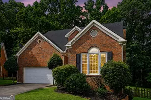 2707 Glenrose Hill, Atlanta, GA 30341 - Photo 3