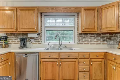 394 Roseway Circle, Summerville, GA 30747 - Photo 13