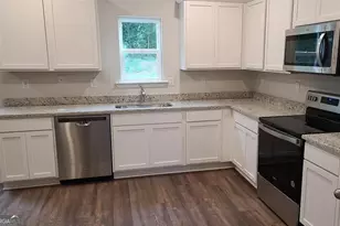3346 Bridgewood Dr, Macon, GA 31216 - Photo 3