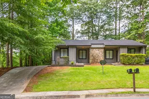 106 Summerwood Dr, Fairburn, GA 30213 - Photo 1