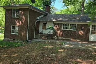 1045 Peyton Rd SW, Atlanta, GA 30311 - Photo 3