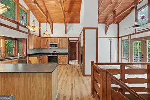 996 Crestview Dr, Otto, NC 28763 - Photo 7