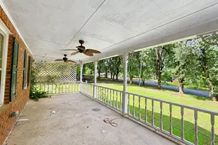 677 Bankshire Dr, Suwanee, GA 30024 - Photo 3